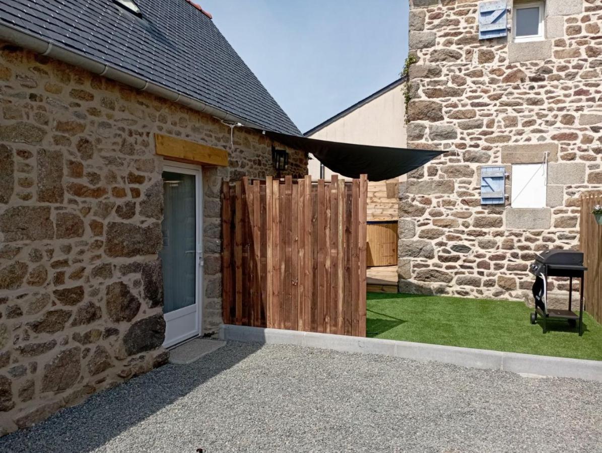 Gite Avec Son Bain Nordique Privatif Au Feu De Bois Pleubian 外观 照片